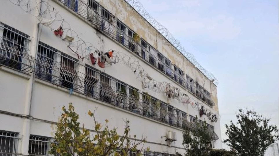 Δολοφόνησαν Αλβανό κρατούμενο στις φυλακές Κορυδαλλού – Αιματηρή συμπλοκή